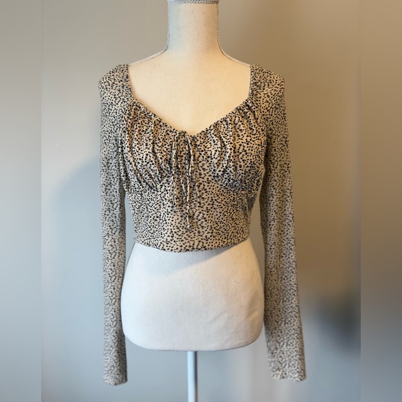 American Eagle Leopard Print Sweetheart Long Sleeve Top – Size Large - Picture 2 of 8